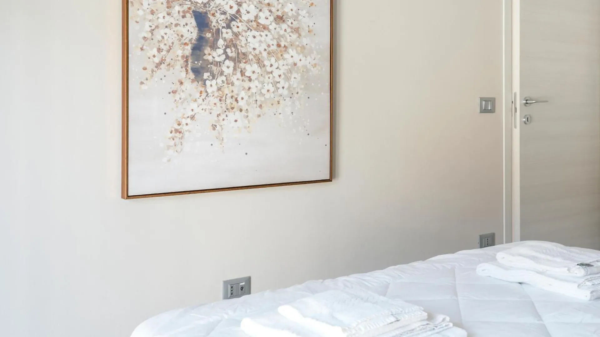Garibaldi Apartments 데센자노델가르다