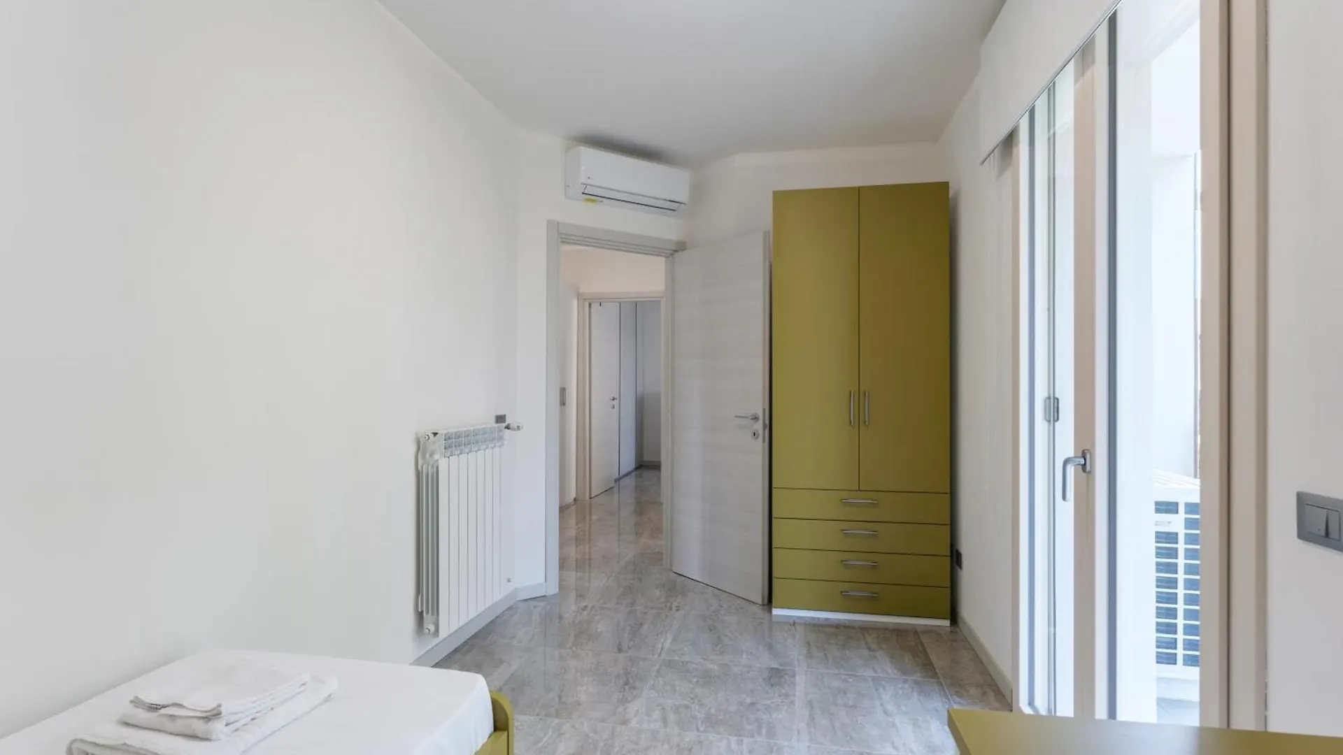 Garibaldi Apartments 데센자노델가르다