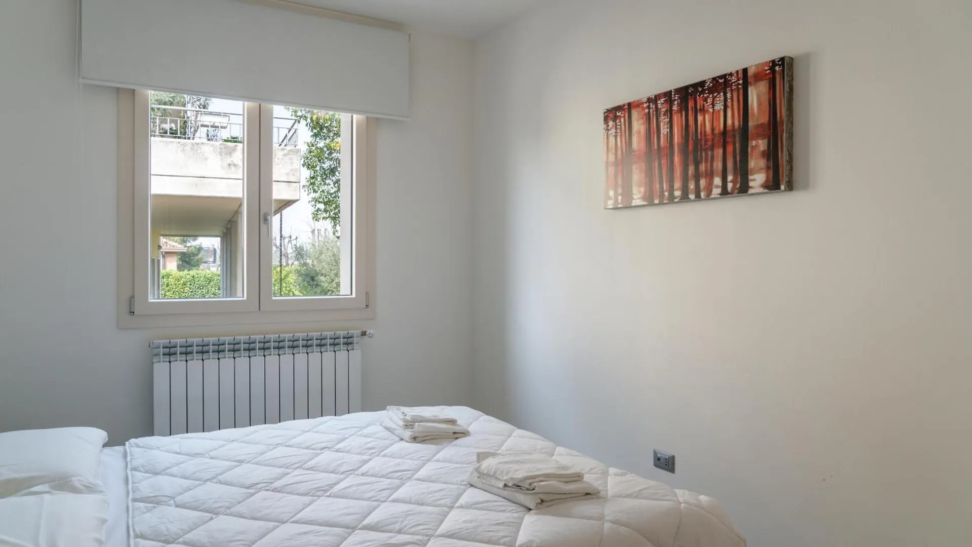 Garibaldi Apartments 데센자노델가르다